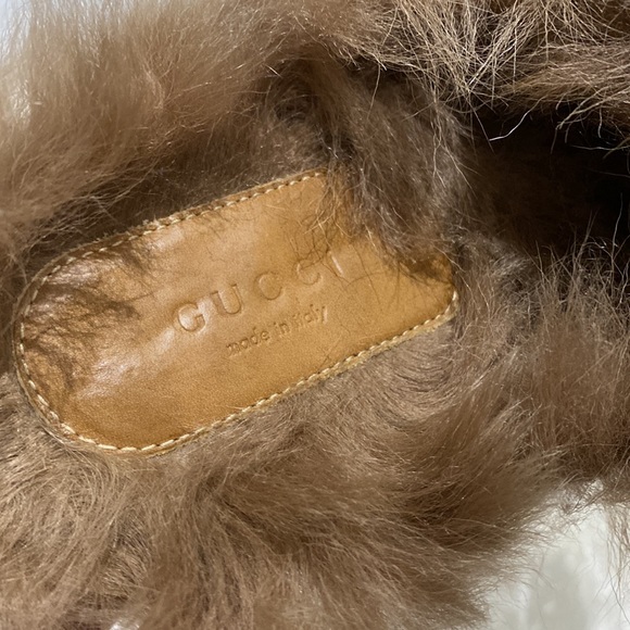 Authentic Gucci Princetown Fur Slides - Picture 7 of 7